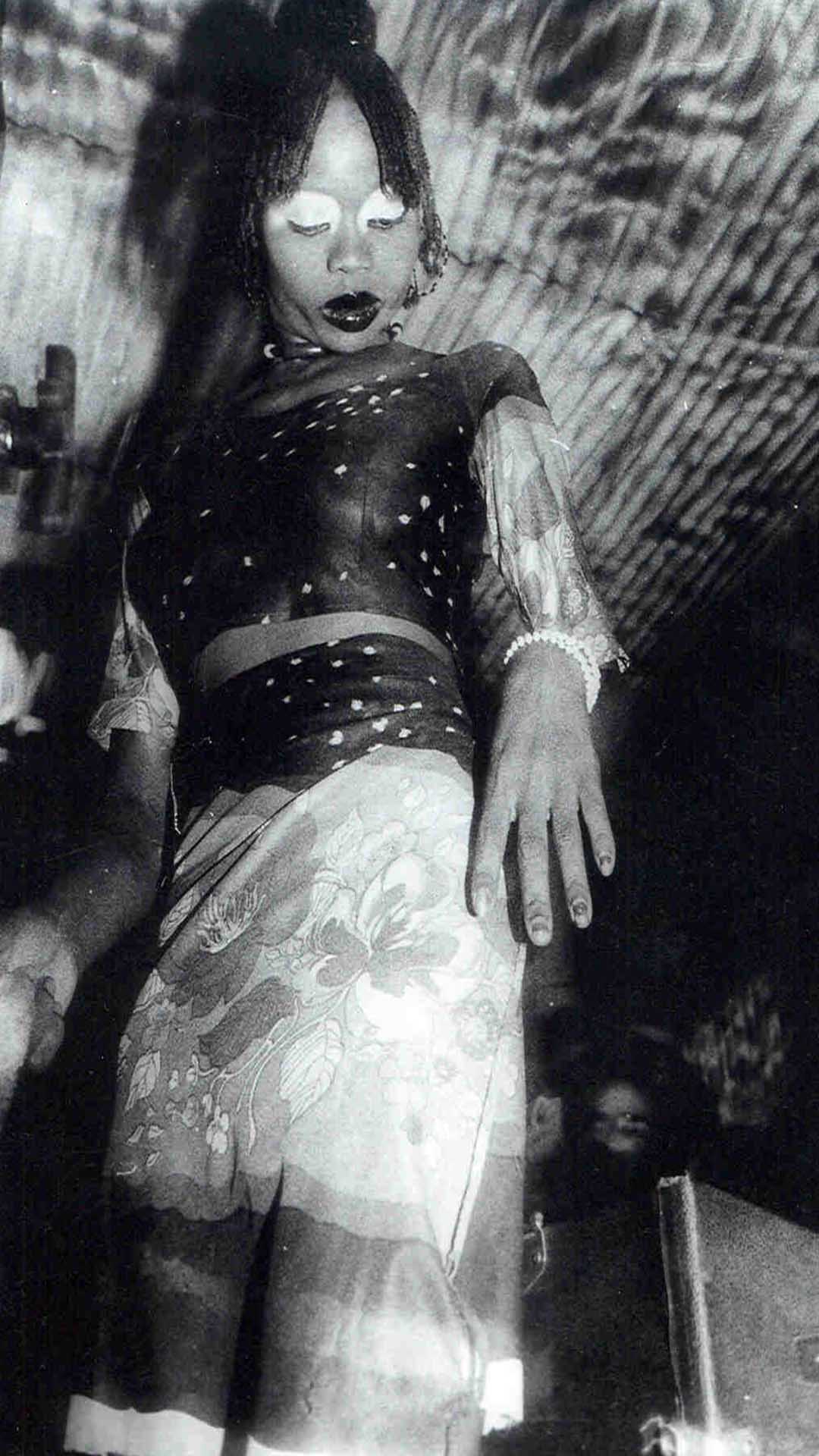 africa-70-dancer-1